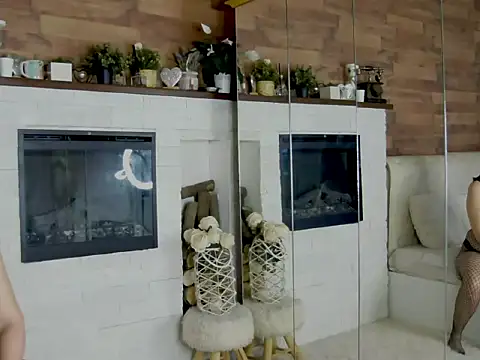 Snapshot of EveHart chatting on March 3, 2026, 5:13 am EveHart online show from March 3, 2026, 5:13 am