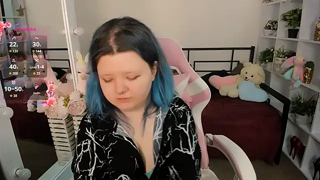 Lunaar  online show from April 20, 2026, 5:43 am