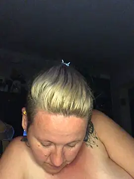 SofiaAmour online show from August 5, 2026, 7:17 pm