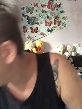 SofiaAmour online show from August 6, 2026, 9:44 am