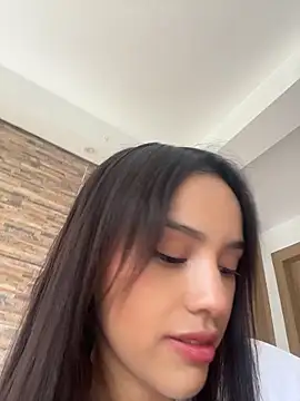 Snapshot of Mia-villalobos chatting on May 29, 2026, 2:26 pm Mia-villalobos online show from May 29, 2026, 2:26 pm