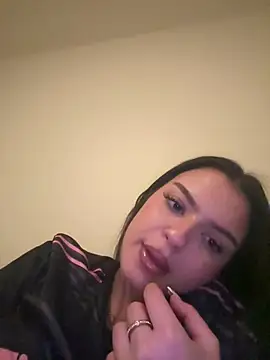 SuesseAlina online show from March 6, 2026, 8:05 pm