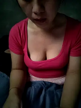 Snapshot of Play-girrl99 chatting on March 2, 2026, 12:24 am Play-girrl99 online show from March 2, 2026, 12:24 am