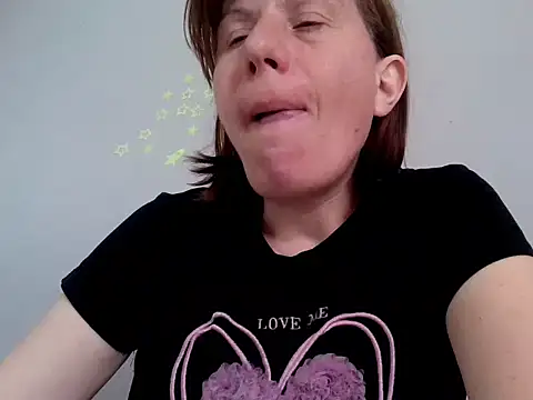 alicexox0 online show from March 11, 2026, 9:04 am