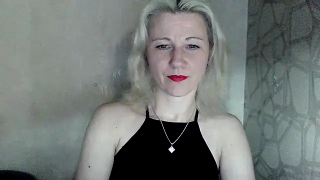 Katerina-Kissa online show from May 16, 2026, 6:28 pm