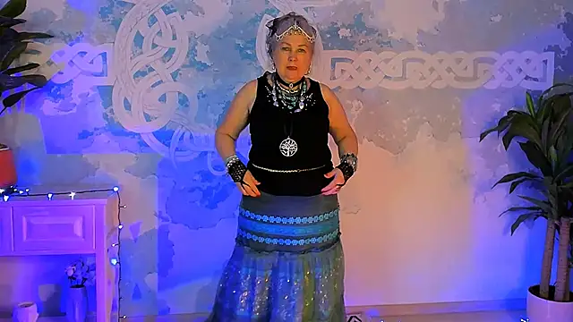 LilaMaharani online show from May 1, 2026, 1:48 pm