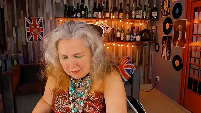 LilaMaharani online show from July 18, 2026, 1:48 pm