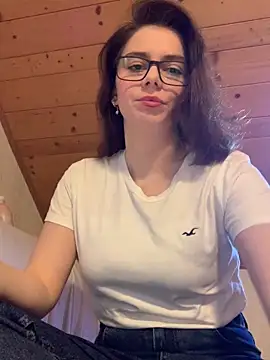 Snapshot of VelvetChloe chatting on March 19, 2026, 12:42 pm VelvetChloe online show from March 19, 2026, 12:42 pm