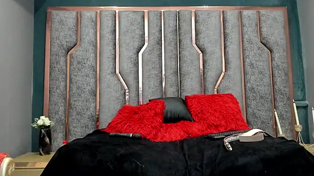 LaurenPaulson online show from February 28, 2026, 9:38 pm