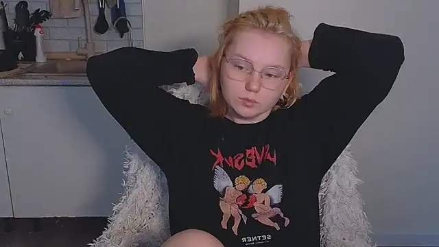 soft focus online show from May 31, 2026, 4:53 am