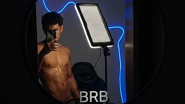 Snapshot of jossi12345j chatting on March 30, 2026, 12:06 pm jossi12345j online show from March 30, 2026, 12:06 pm