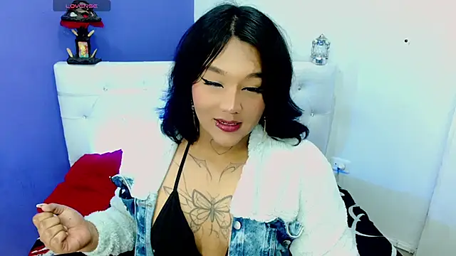 Snapshot of isadoraqueeen chatting on March 2, 2026, 1:19 am isadoraqueeen online show from March 2, 2026, 1:19 am