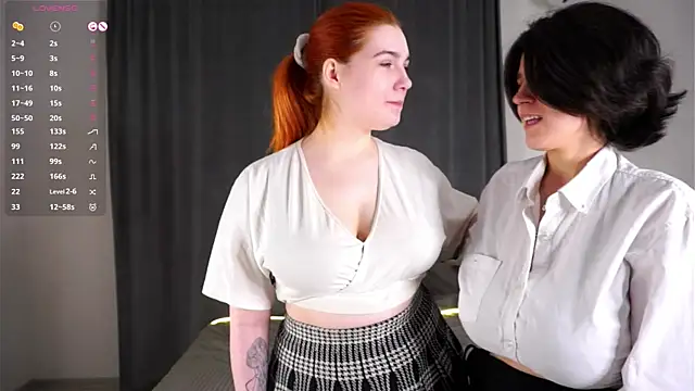 Snapshot of LenoreOlevera chatting on March 18, 2026, 6:44 pm LenoreOlevera online show from March 18, 2026, 6:44 pm