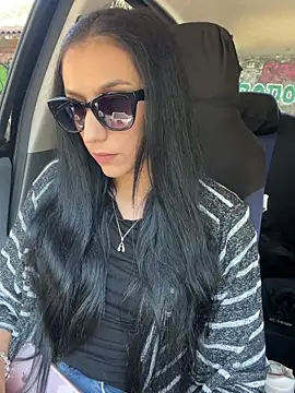 anamaria04 online show from April 8, 2026, 10:04 am