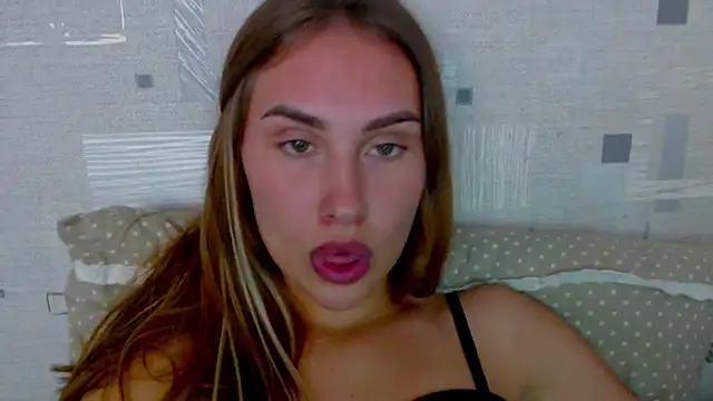 yourameliaa online show from July 4, 2026, 4:57 pm