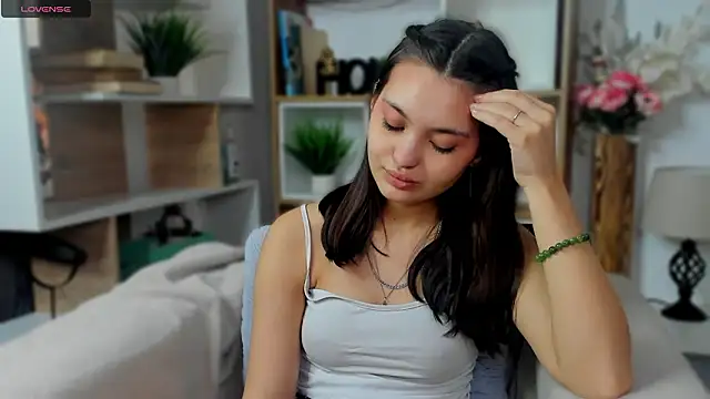 MirthaBolduan online show from March 10, 2026, 8:08 am