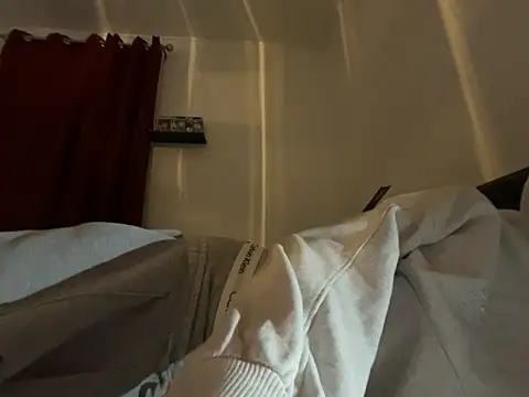 Snapshot of artuurtwink chatting on March 1, 2026, 10:01 pm artuurtwink online show from March 1, 2026, 10:01 pm