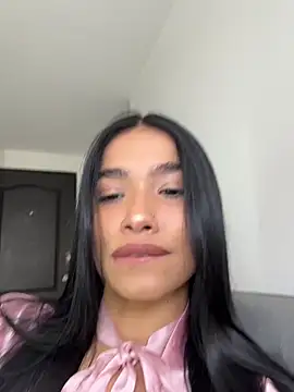 Snapshot of Bella_Smithe chatting on April 29, 2026, 3:05 pm Bella Smithe online show from April 29, 2026, 3:05 pm