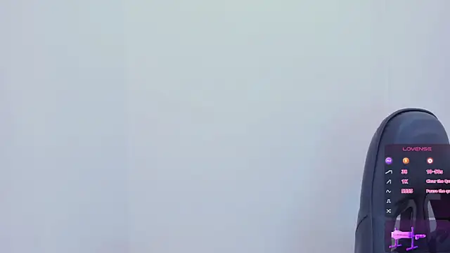 Kloeraize online show from April 5, 2026, 8:39 pm