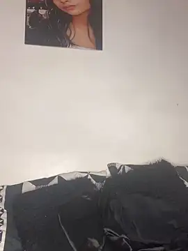 hot-valery online show from March 27, 2026, 1:22 am