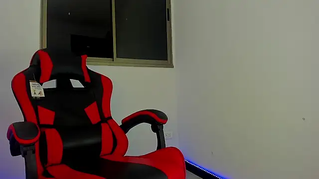 Mnell28 online show from March 4, 2026, 6:19 am