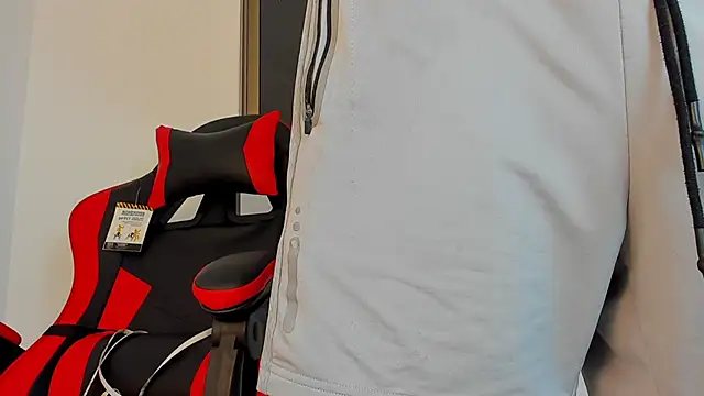 Mnell28 online show from April 8, 2026, 9:09 am