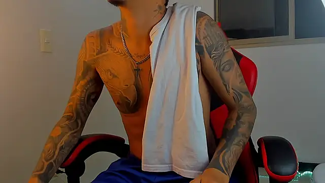 Mnell28 online show from April 24, 2026, 12:35 am