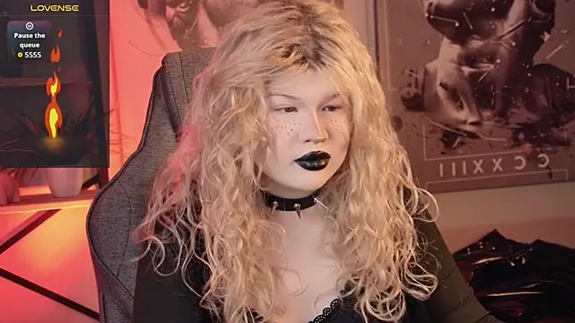 LilithNlsn online show from March 26, 2026, 9:20 pm