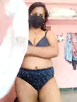 Miss-Dolly07 online show from April 11, 2026, 6:07 am