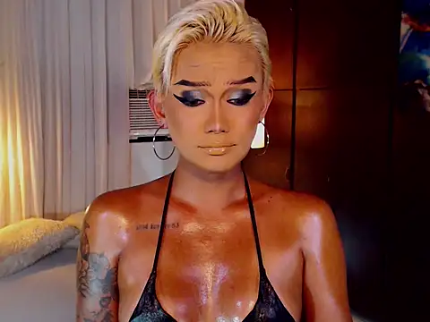 xXLustFullTransXx online show from July 18, 2026, 3:00 am