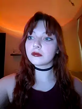 VelvetEve online show from March 3, 2026, 5:35 am