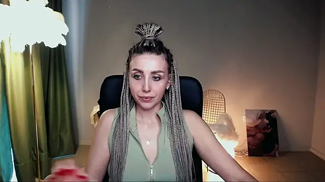 Snapshot of MonicaRiley chatting on May 29, 2026, 10:46 am MonicaRiley online show from May 29, 2026, 10:46 am