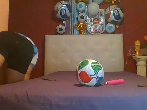 Snapshot of Jime_Love7777 chatting on June 7, 2026, 5:27 pm Jime Love7777 online show from June 7, 2026, 5:27 pm