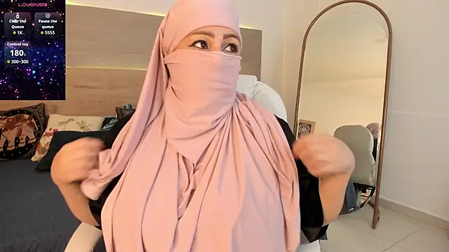  Azahaaraa  online show from March 3, 2026, 5:46 am