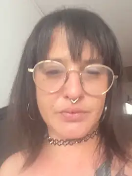 Snapshot of Xlilli69X chatting on May 30, 2026, 5:21 pm Xlilli69X online show from May 30, 2026, 5:21 pm