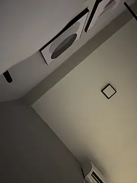 Geovana blan online show from April 13, 2026, 11:54 pm