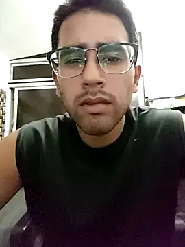 Osito HOT online show from April 5, 2026, 1:58 am