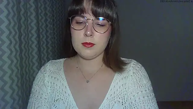 ClaraHard online show from May 6, 2026, 6:35 pm