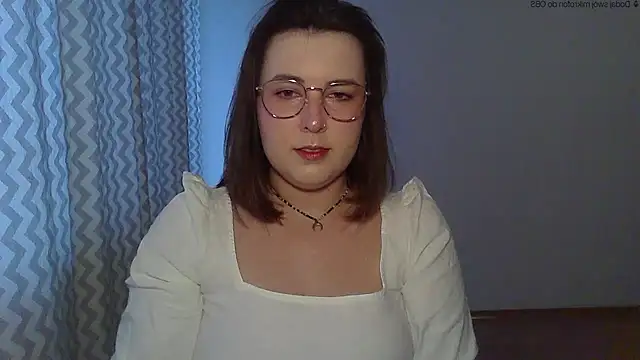 ClaraHard online show from May 10, 2026, 5:07 pm