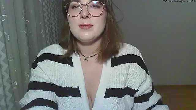 ClaraHard online show from June 2, 2026, 7:49 pm