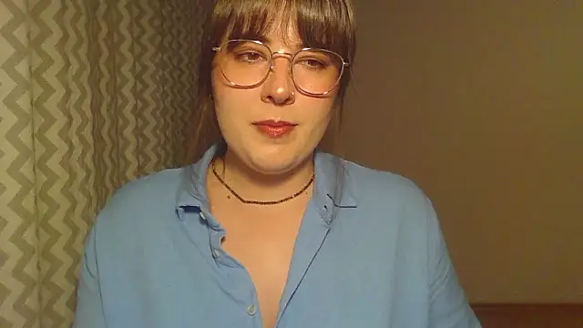 ClaraHard online show from June 7, 2026, 7:50 pm