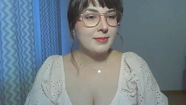 ClaraHard online show from June 10, 2026, 5:45 pm