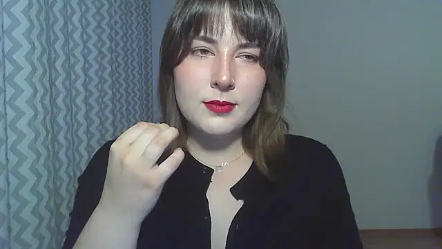 ClaraHard online show from June 12, 2026, 6:51 pm