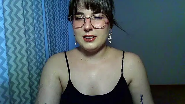 ClaraHard online show from June 29, 2026, 6:30 pm