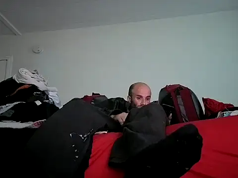 Snapshot of CirclingClass chatting on October 25, 2025, 3:18 pm CirclingClass online show from October 25, 2025, 3:18 pm