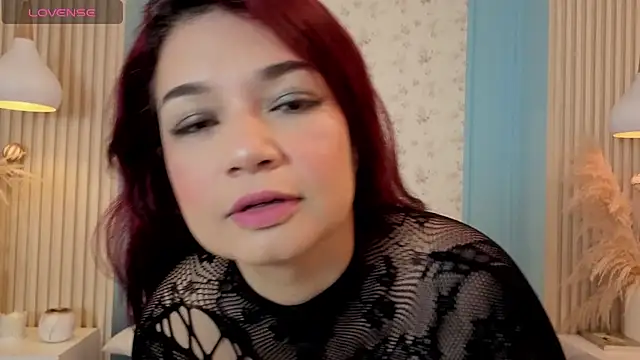 Snapshot of PaulaVegaa chatting on June 14, 2026, 4:58 am PaulaVegaa online show from June 14, 2026, 4:58 am