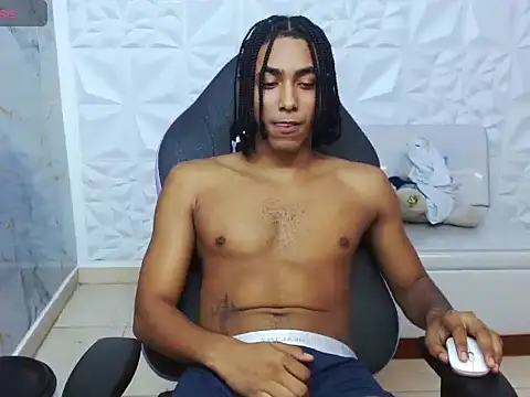 taylor bigdick18 online show from March 11, 2026, 12:27 am