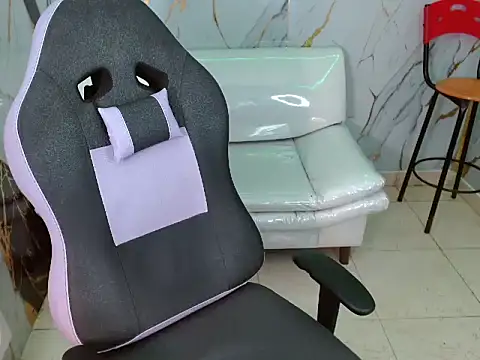 taylor bigdick18 online show from March 30, 2026, 2:45 am