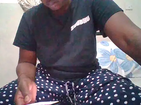 Snapshot of Sexyaryaa chatting on May 24, 2026, 7:02 am Sexyaryaa online show from May 24, 2026, 7:02 am