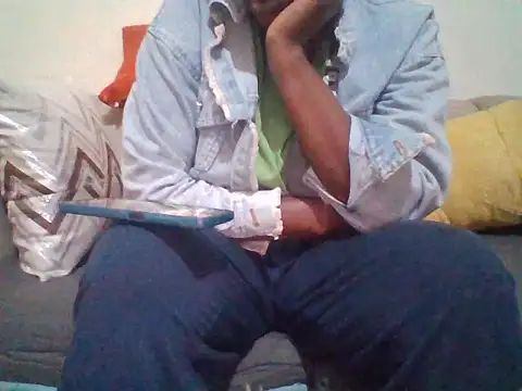 Snapshot of Sexyaryaa chatting on June 12, 2026, 10:41 pm Sexyaryaa online show from June 12, 2026, 10:41 pm